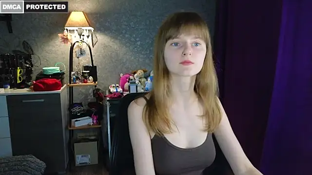 Snapshot of Miss_Alisa_ chatting on 07-18-26, 07:11 Miss Alisa online show from 07-18-26, 07:11