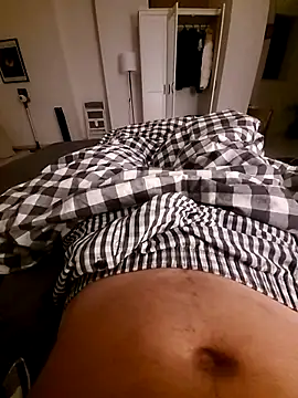 Strammer Junge online show from 12-18-25, 10:02