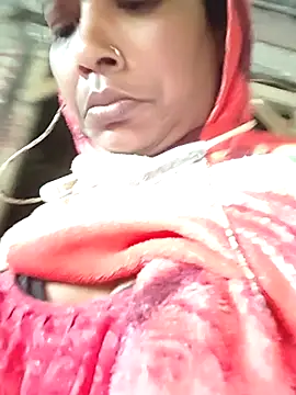 Sweet-rumi online show from 12-19-25, 03:43