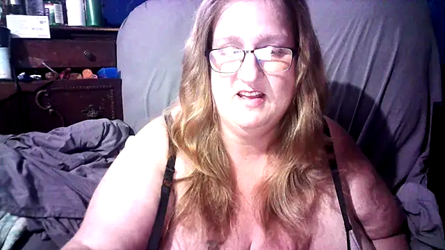 Snapshot of jade-belle chatting on 06-01-26, 06:13 jade-belle online show from 06-01-26, 06:13