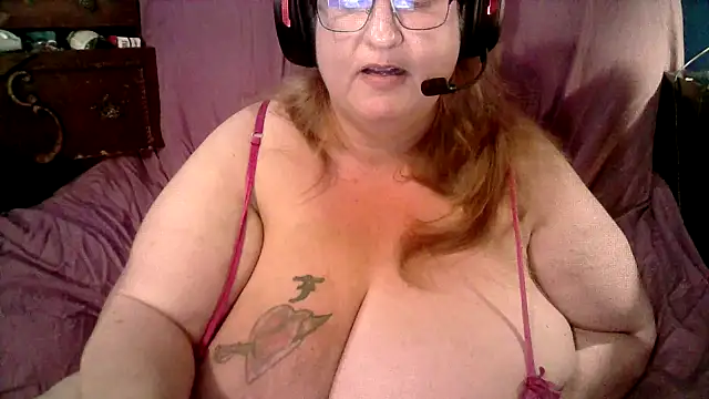 jade-belle online show from 12-21-25, 07:43