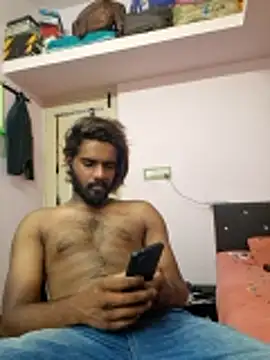 Snapshot of suhxil79 chatting on 05-03-26, 09:47 suhxil79 online show from 05-03-26, 09:47