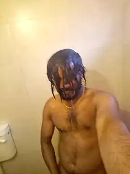 Snapshot of suhxil79 chatting on 03-26-26, 12:58 suhxil79 online show from 03-26-26, 12:58