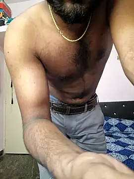 Snapshot of suhxil79 chatting on 03-29-26, 06:48 suhxil79 online show from 03-29-26, 06:48