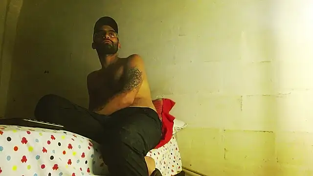Alex Flame  online show from 05-08-26, 02:15