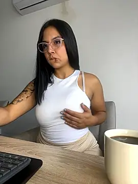 JulietteSins online show from 01-10-26, 01:06