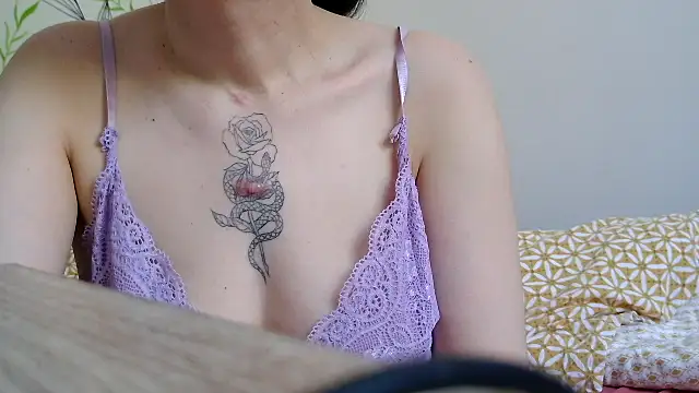 Snapshot of anngelle chatting on 05-23-26, 10:58 anngelle online show from 05-23-26, 10:58