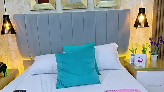 Carrie GB online show from 03-19-26, 03:01