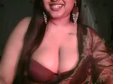 Snapshot of sonal-6 chatting on 02-05-26, 02:13 sonal-6 online show from 02-05-26, 02:13