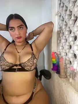 Mia em online show from 03-11-26, 06:35