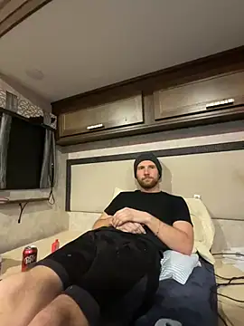 SparkledExtern online show from 02-01-26, 06:33