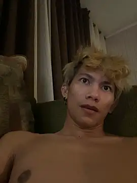 jhaycobXgarcia online show from 04-07-26, 03:03