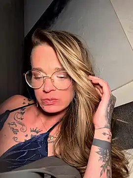 vinique99 online show from 01-09-26, 01:23