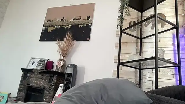 vinique99 online show from 03-18-26, 03:24