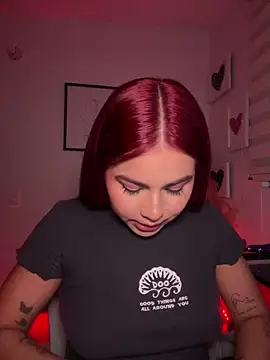 Zarahs Blare1 online show from 12-18-25, 02:49