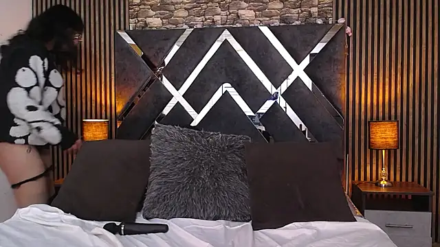 Amy channel online show from 02-25-26, 01:00