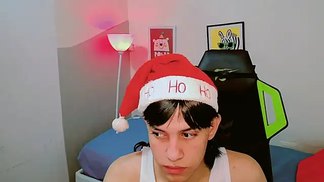 Luky twink online show from 12-19-25, 02:04