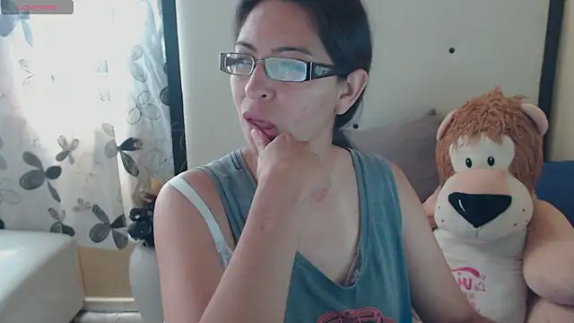 Snapshot of 1sasha_grey__1 chatting on 07-21-26, 08:21 1sasha grey 1 online show from 07-21-26, 08:21