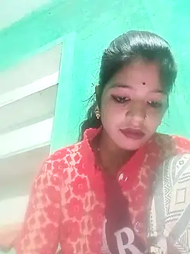 Snapshot of Juli_pande chatting on 12-20-25, 02:25 Juli pande online show from 12-20-25, 02:25