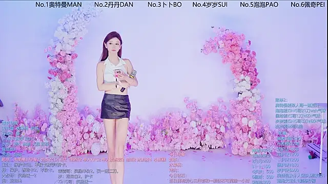 Snapshot of Luckygirls-339 chatting on 06-03-26, 10:36 Luckygirls-339 online show from 06-03-26, 10:36
