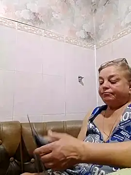 Snapshot of LinaLight88 chatting on 02-13-26, 08:20 LinaLight88 online show from 02-13-26, 08:20