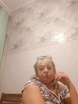 LinaLight88 online show from 12-19-25, 09:50