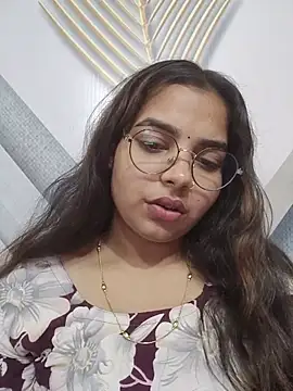Himani 0122 online show from 07-06-26, 05:04