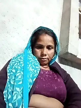 Snapshot of Shreya_pandit chatting on 02-07-26, 12:40 Shreya pandit online show from 02-07-26, 12:40