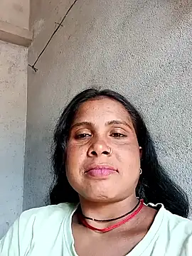 Snapshot of Shreya_pandit chatting on 02-20-26, 05:59 Shreya pandit online show from 02-20-26, 05:59