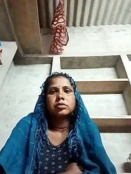 Snapshot of Shreya_pandit chatting on 02-17-26, 10:40 Shreya pandit online show from 02-17-26, 10:40