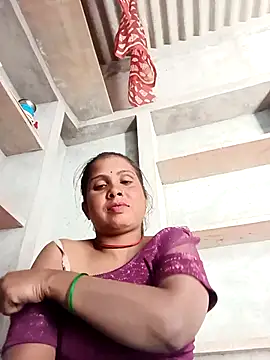 Snapshot of Shreya_pandit chatting on 02-17-26, 07:38 Shreya pandit online show from 02-17-26, 07:38