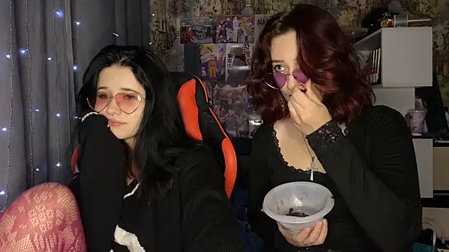 Absent Fairy online show from 06-18-26, 06:02