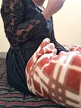 Snapshot of Cute_hotty9 chatting on 12-16-25, 07:45 Cute hotty9 online show from 12-16-25, 07:45