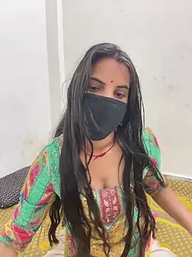 Pooja Love143 online show from 04-10-26, 06:42