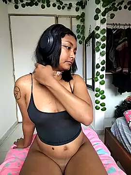 Luna 6 online show from 01-14-26, 06:33