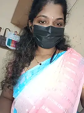 Snapshot of tamilsaisree chatting on 07-25-26, 04:46 tamilsaisree online show from 07-25-26, 04:46