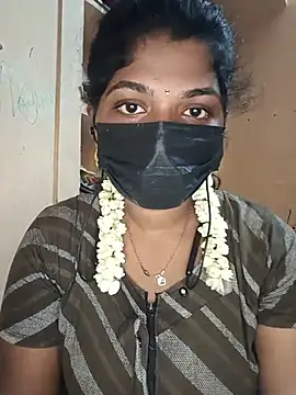 Snapshot of tamilsaisree chatting on 07-15-26, 04:58 tamilsaisree online show from 07-15-26, 04:58