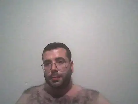 Snapshot of kkadam1 chatting on 05-12-26, 05:41 kkadam1 online show from 05-12-26, 05:41