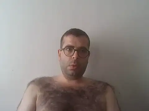 Snapshot of kkadam1 chatting on 06-20-26, 01:16 kkadam1 online show from 06-20-26, 01:16