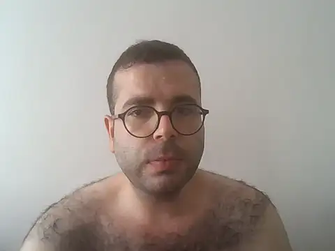 Snapshot of kkadam1 chatting on 08-07-26, 01:06 kkadam1 online show from 08-07-26, 01:06