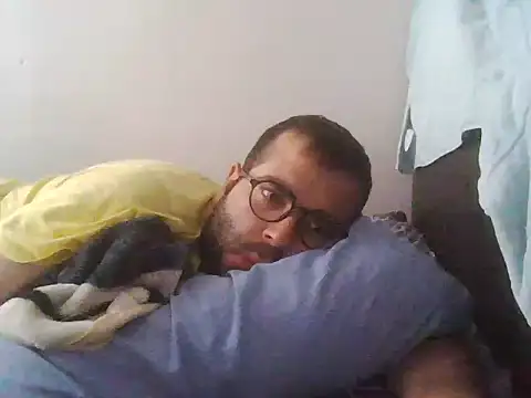 Snapshot of kkadam1 chatting on 07-28-26, 04:20 kkadam1 online show from 07-28-26, 04:20