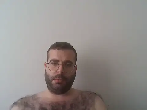 Snapshot of kkadam1 chatting on 06-02-26, 01:44 kkadam1 online show from 06-02-26, 01:44