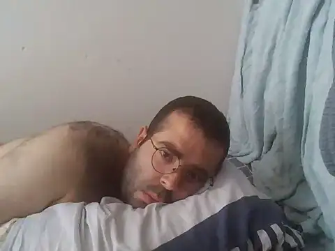 Snapshot of kkadam1 chatting on 06-12-26, 06:00 kkadam1 online show from 06-12-26, 06:00