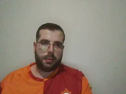 Snapshot of kkadam1 chatting on 04-20-26, 03:02 kkadam1 online show from 04-20-26, 03:02