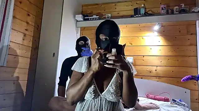 HairyEbonyCoupleliveporn online show from 12-21-25, 10:43