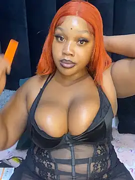 THICKBARBIE32 online show from 07-11-26, 07:47
