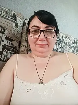 Snapshot of MariSwan222 chatting on 05-23-26, 05:39 MariSwan222 online show from 05-23-26, 05:39
