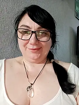Snapshot of MariSwan222 chatting on 06-20-26, 05:40 MariSwan222 online show from 06-20-26, 05:40