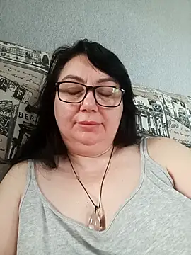 Snapshot of MariSwan222 chatting on 05-18-26, 06:40 MariSwan222 online show from 05-18-26, 06:40