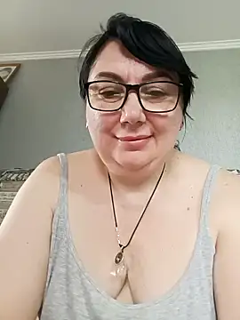 Snapshot of MariSwan222 chatting on 06-22-26, 07:49 MariSwan222 online show from 06-22-26, 07:49